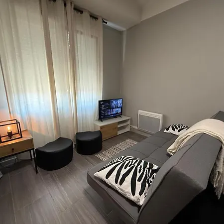 Apartment Cachan アパート カシャン